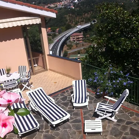 Bed & Breakfast Sotto Il Vecchio Mulino Celle Ligure